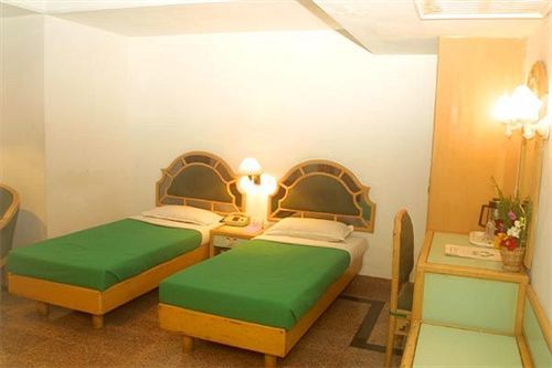 Hotel Maurya International Ченнаї Екстер'єр фото